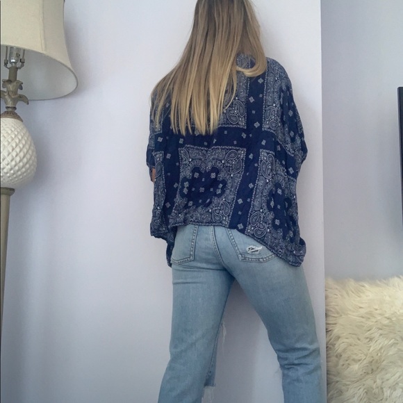 3 FOR $35 - Springfield Paisley Print Beach Top - Picture 7 of 10